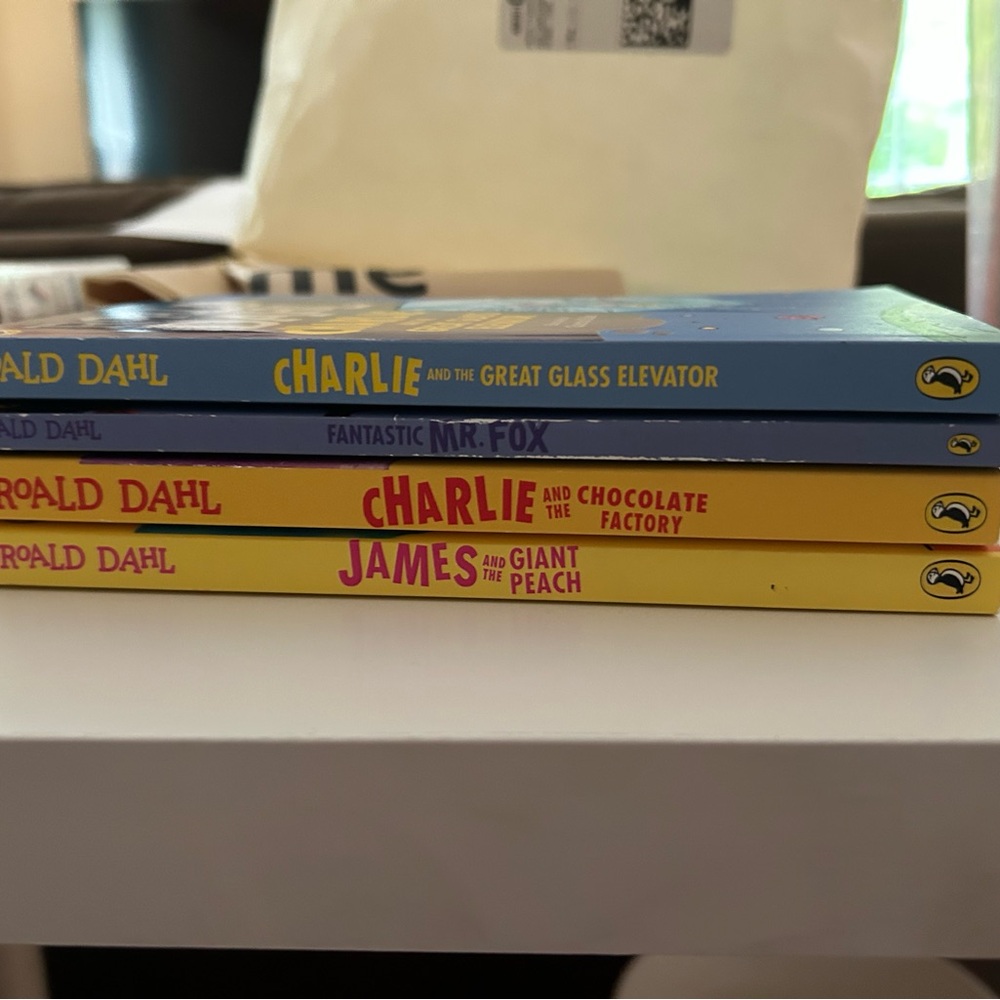 Roald Dahl Book Set - Colorful Collection